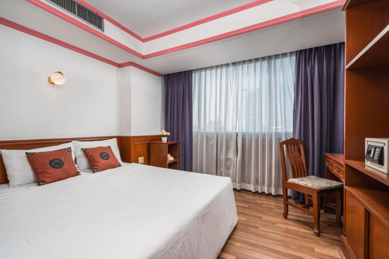 Elizabeth Hotel Бангкок Екстер'єр фото