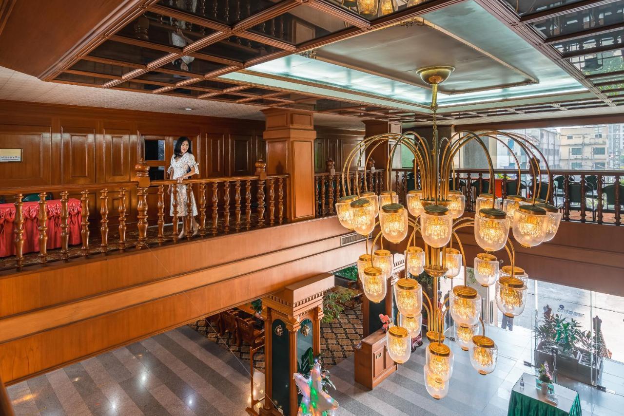 Elizabeth Hotel Бангкок Екстер'єр фото