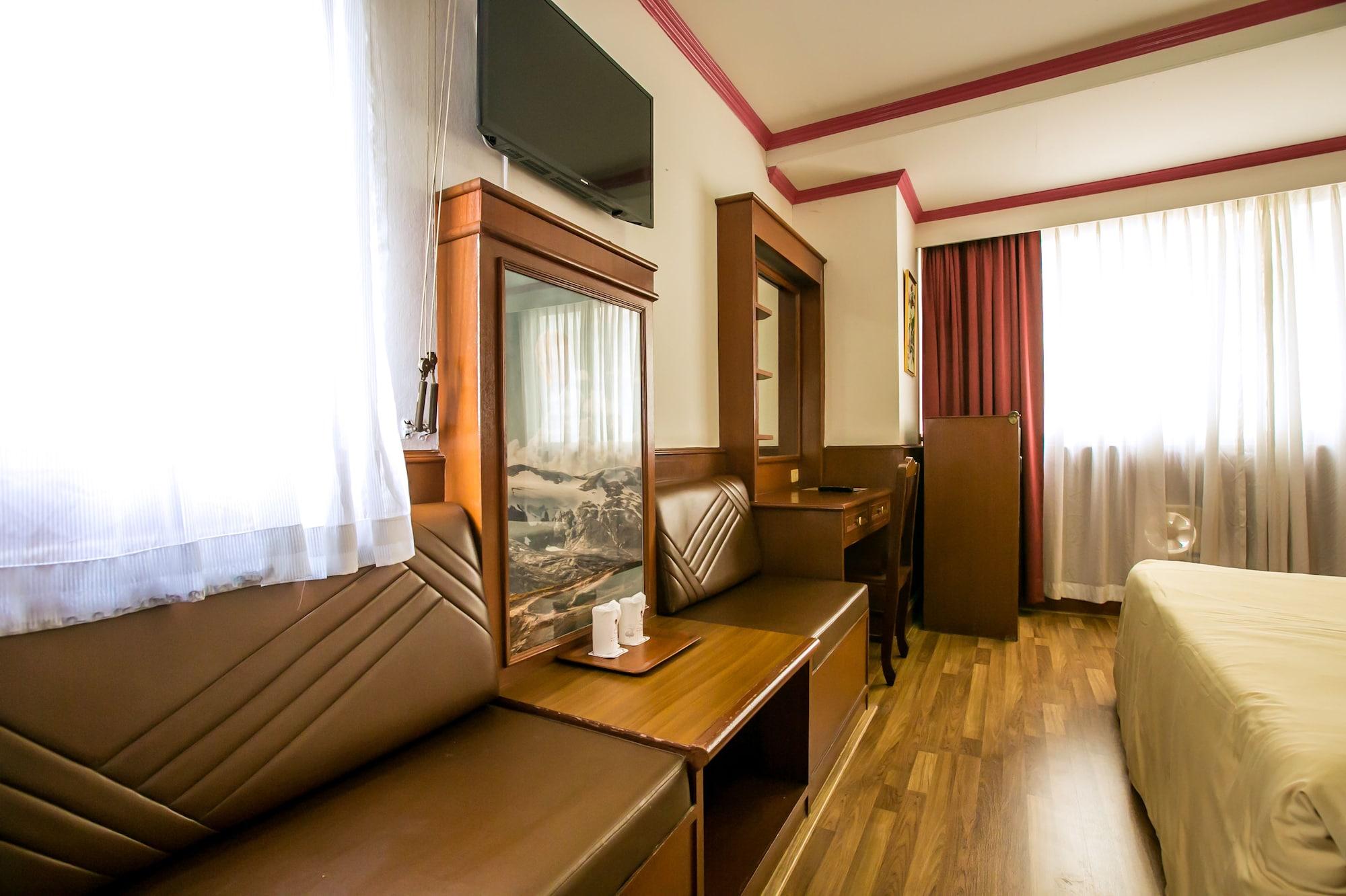 Elizabeth Hotel Бангкок Екстер'єр фото