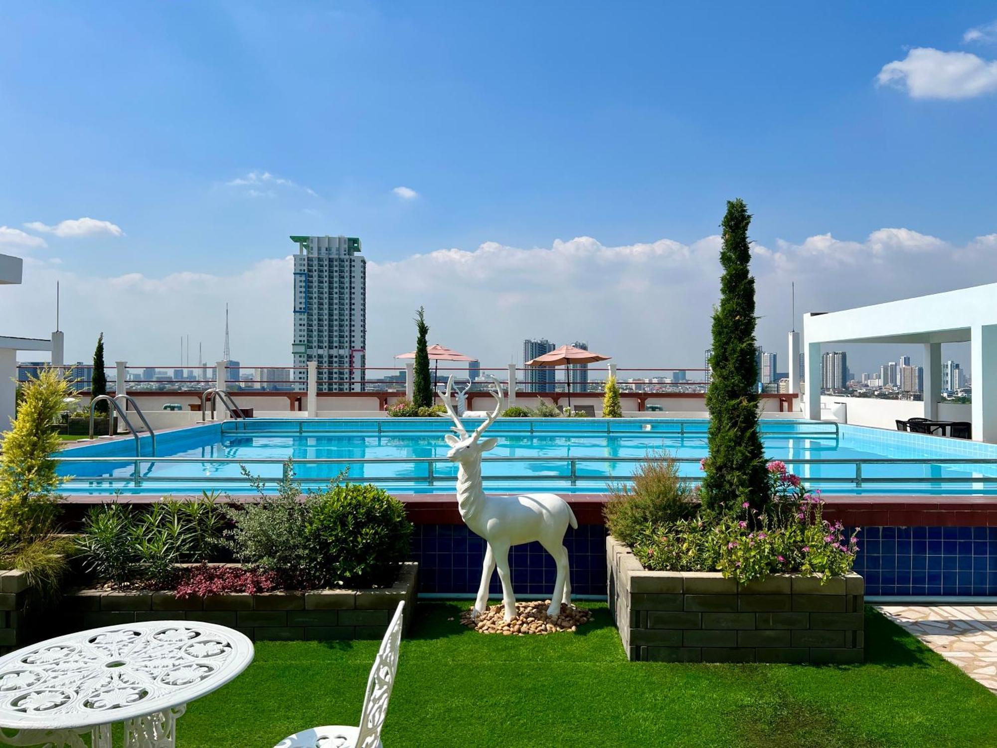 Elizabeth Hotel Бангкок Екстер'єр фото